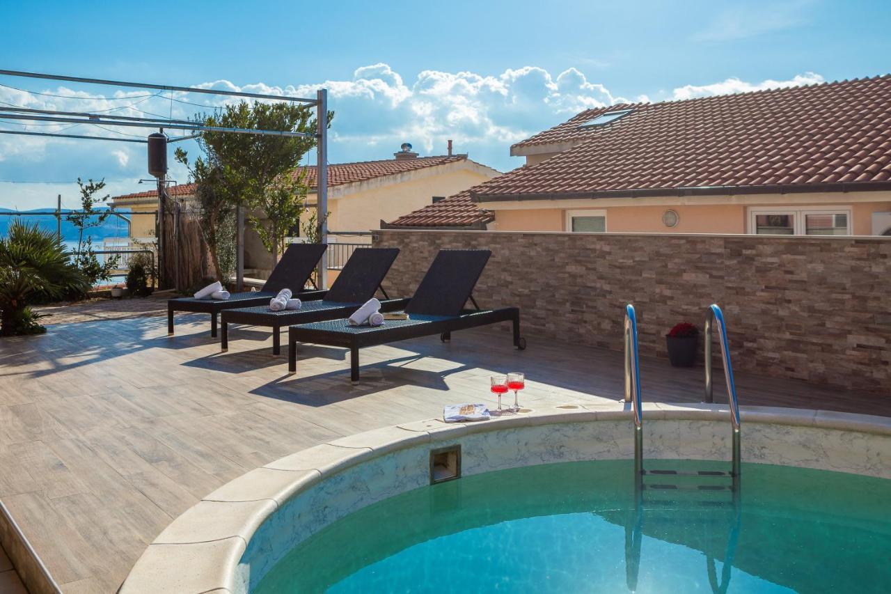 Solaris Holiday Home - Private Pool Stanici Exterior photo