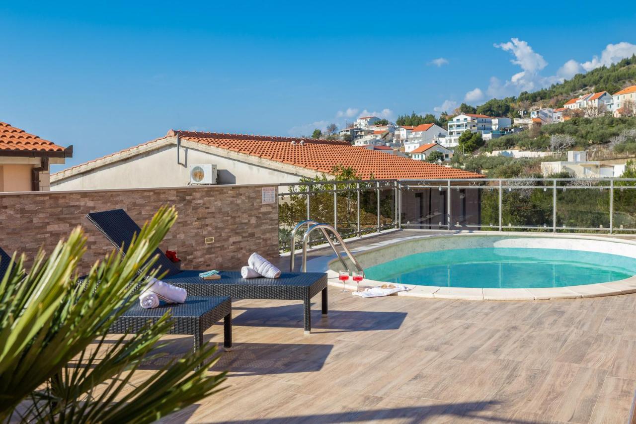 Solaris Holiday Home - Private Pool Stanici Exterior photo